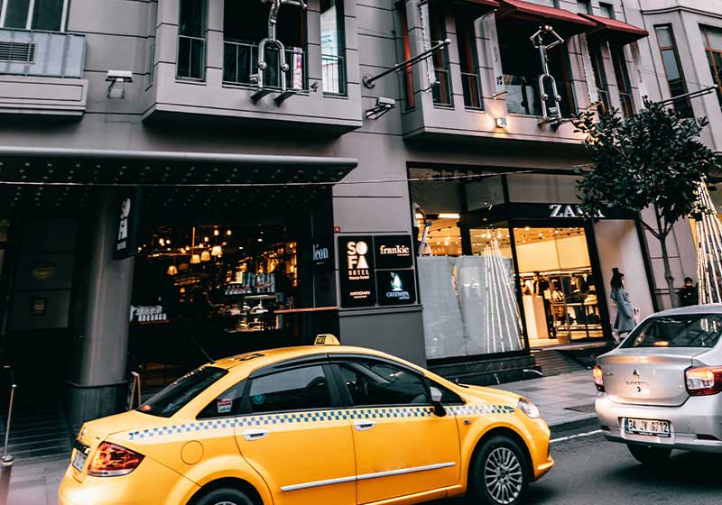 Door-to-Door-Pickup-Cabs